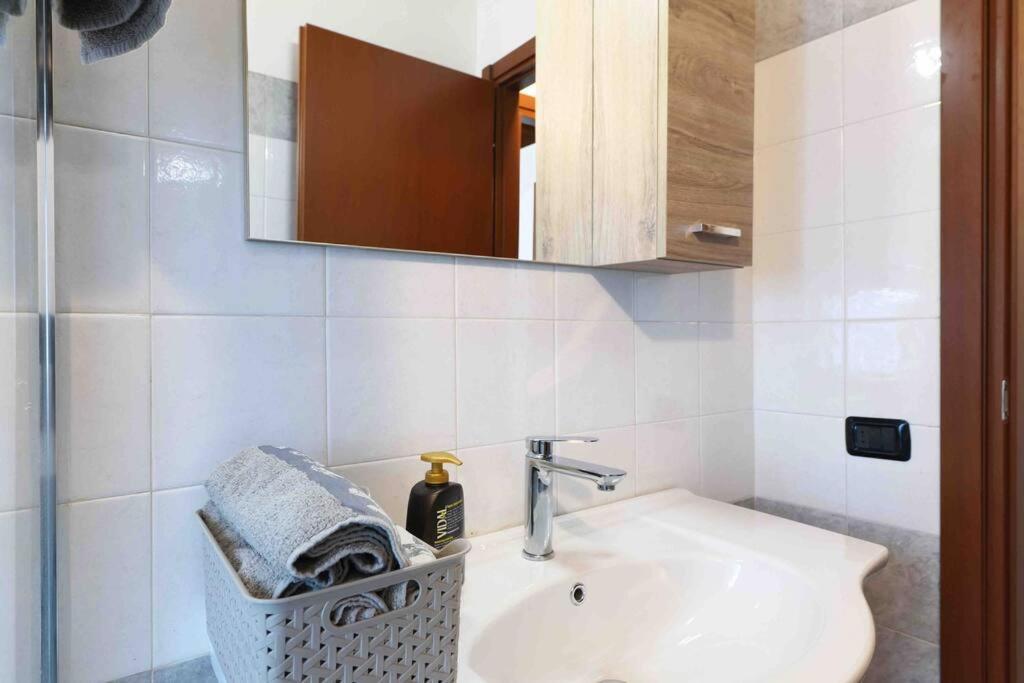 Apartamento Borgo Di Terzo Bifocale In Centro Storico Check In 24H Fast Wi-Fi Bus 500M Exterior foto