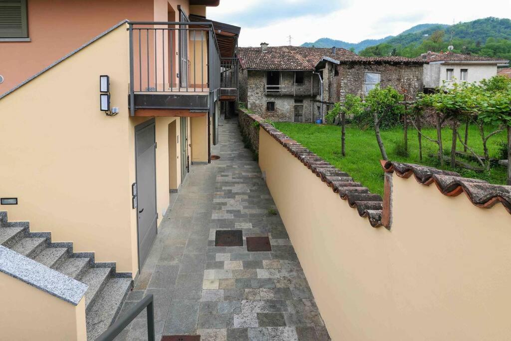 Apartamento Borgo Di Terzo Bifocale In Centro Storico Check In 24H Fast Wi-Fi Bus 500M Exterior foto